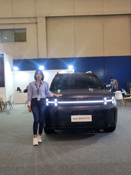 Clara Efendy Sales Supervisor Dealer Resmi Hyundai Jakarta Utara